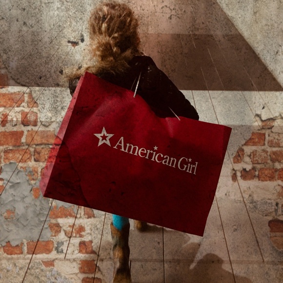 Meet your Posher, Hopelyn @BAGITBEAUTIFUL. - Picture 2 of 5